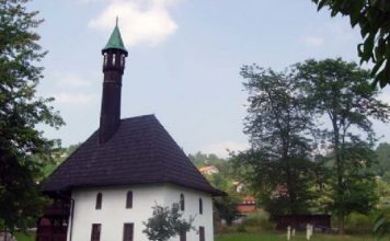 Priča o dedi koji je svako jutro, na sabahu, ostavljao marku u džamijsko sanduče