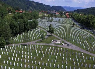 BOŠNJACI PONOVO NEUJEDINJENI: Hoće li negator genocida postati načelnik Srebrenice?