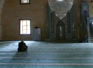 Ove slavne ličnosti su prešle na islam, za neke sigurno niste znali..