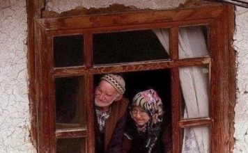 Sine Bajram je u petak, akobogda, hoš’ li doć…