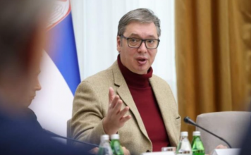 MUČNO ZA GLEDATI: Evo kako Vučić ponižava ministre u Vladi Srbije pred kamerama RTS-a (VIDEO)