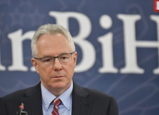 BIVŠI AMERIČKI AMBASADOR MICHAEL MURPHY: “Ukoliko dođe do raspada Bosne i Hercegovine, to neće biti…”