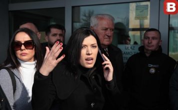 „JESI LI ODLUČILA U KOJU ĆEŠ STRANKU, BJEŽI DOK JOŠ NIJE KASNO…“: Gore društvene mreže nakon istupa Sanje Vulić…