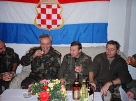 ČOVIĆEVI MEDIJI NAPALI KOMŠIĆA: “Dao je 10 hiljada KM za podizanje spomenika Alagiću!” - featured image