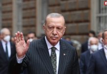 ERDOGAN TELEFONSKI RAZGOVARAO S MACRONOM: EU u pravu što je suspendovala sankcije Siriji - featured image