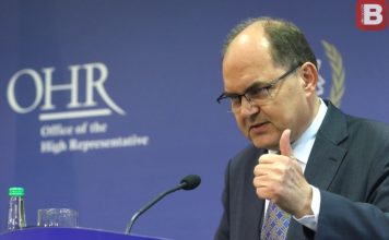 NEVJEROVATAN POTEZ VISOKOG PREDSTAVNIKA: Schmidt upozorio Berlin da ne usvaja rezoluciju o Srebrenici