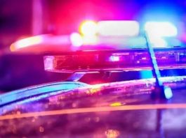 PUCNJI ODJEKUJU CIJELIM SELOM, IMA MRTVIH: Napadač naoružan granatom, sa svih strana ga opkolila specijalna policija - featured image