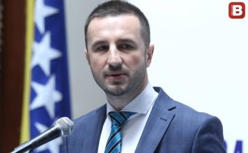 EFENDIĆ RAVNO U METU: “Dodik je u tišini preuzeo i pravosuđe Bosne i Hercegovine” (VIDEO)