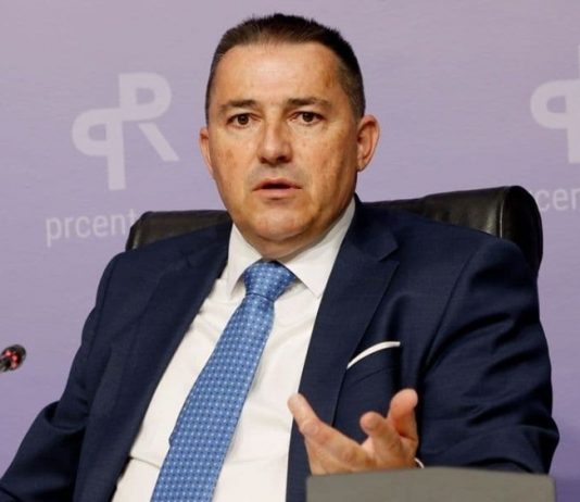 ADVOKAT NIKOLA MARTINOVIĆ ZA “SB”: “Ratnim profiterima koji su na vlasti u RS-u, Srbiji i Crnoj Gori odgovara sukob u BiH. Dodikov slučaj sličan je Carlesu Puigdemontu, kojeg je Španija optužila za rušenje ustavnog poretka…” - featured image