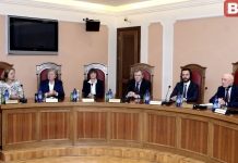 NA ZAHTJEV DENISA BEĆIROVIĆA: Ustavni sud stavio van snage Zakon o upotrebi zastave, grba i himne RS - featured image
