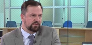 BANDIĆ OTPUSTIO KOČNICE: “Nikšić i Kazaz javno ljube skute notornim fašistima i propagiraju njihove nakaradne ideje!” - featured image