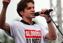 Krvavi scenarij režima? Vučićev funkcioner prijeti studentu: ‘Ubit će Pavla Cicvarića’. Majka uputila dramatično pismo vlastima - featured image