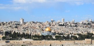 Dva Poslanika živa na zemlji, a dva na nebu. Da li je ovo istina? Zašto predavač na kraju moli Allaha s.w.t.a. da oslobodi Quds od cionista? Ovo područje je vezano upravo za veći broj Poslanika: - featured image