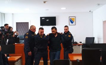 Monstrum koji je ubio suprugu i sina dok su spavali: Emir Selimović osuđen na 45 godina zatvora Monstrum koji je ubio suprugu i sina dok su spavali: Emir Selimović osuđen na 45 godina zatvora - featured image