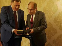 Bez svjetla javnosti: Dodik i Schmidt proteklih mjeseci imali više tajnih sastanaka? - featured image
