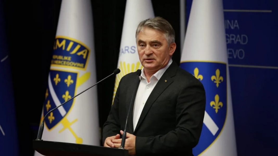 Komšić: Igre oko BiH nisu završene, ne smijemo dopustiti da nam država iscuri kroz prste kao pijesak - featured image