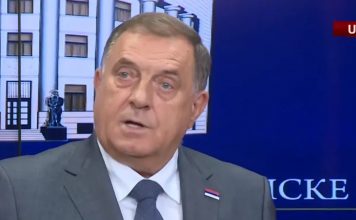 VELIKA PORUKA IZ BANJA LUKE: Dodik ponovo digao ton, spominje Jablanicu i “Njihovu zemlju…”… VELIKA PORUKA IZ BANJA LUKE: Dodik ponovo digao ton, spominje Jablanicu i “Njihovu zemlju…”… - featured image