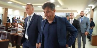 JAVNI OKRŠAJ U RS-u: Vukanović žestoko odbrusio Dodiku, evo šta se desilo… - featured image