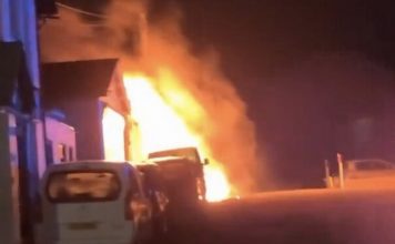 Maskirani napadači zapalili džamiju: Kamere snimile horor, širi se mržnja prema muslimanima?