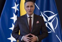SKANDAL U NATO-u: Denis Bećirović pao na ispitu, sporan major kojeg je imenovao - featured image