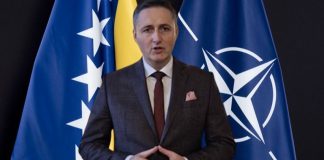 SKANDAL U NATO-u: Denis Bećirović pao na ispitu, sporan major kojeg je imenovao - featured image