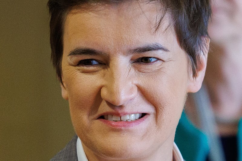 (VIDEO) Sramotna izjava Ane Brnabić: “Vikali su Allahu ekber i druge gadosti” - featured image (VIDEO) Sramotna izjava Ane Brnabić: “Vikali su Allahu ekber i druge gadosti” - featured image