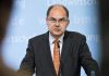 CHRISTIAN SCHMIDT ZA BRITANSKE MEDIJE: Tvrdi da se Balkan može “zapaliti” u trenu, upozorio Britance, evo šta je izjavio… CHRISTIAN SCHMIDT ZA BRITANSKE MEDIJE: Tvrdi da se Balkan može “zapaliti” u trenu, upozorio Britance, evo šta je izjavio… - featured image