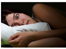 DA LI VAM SE NEKADA DESILO DA SE VAŠE TIJELO ODJEDNOM TRZNE DOK TONETE U SAN? Evo šta vam se zapravo događa! - featured image