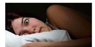 DA LI VAM SE NEKADA DESILO DA SE VAŠE TIJELO ODJEDNOM TRZNE DOK TONETE U SAN? Evo šta vam se zapravo događa! - featured image