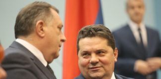 Vučić preko svojih medija plasirao, kakve su mu namjere: Interpol raspisao potjernice za Dodikom i Stevandićem, ali… - featured image