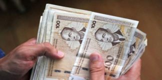 MINISTAR DIJELI PARE: Dva miliona maraka za socijalu - featured image