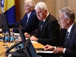 BURA U SARAJEVU: Sjednica Doma naroda Parlamentarne skupštine Bosne i Hercegovine, Kemal Ademović najavljuje… - featured image