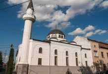 KOMŠIJE! Džamija ostala bez struje, komšija Srbin razvukao kablove i dao struju za DŽABE! (FOTO) - featured image