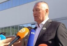 BiH pod opsadom političkih blokada: Helez otvoreno upozorio visokog predstavnika zbog SNSD-a i HDZ-a BiH pod opsadom političkih blokada: Helez otvoreno upozorio visokog predstavnika zbog SNSD-a i HDZ-a - featured image