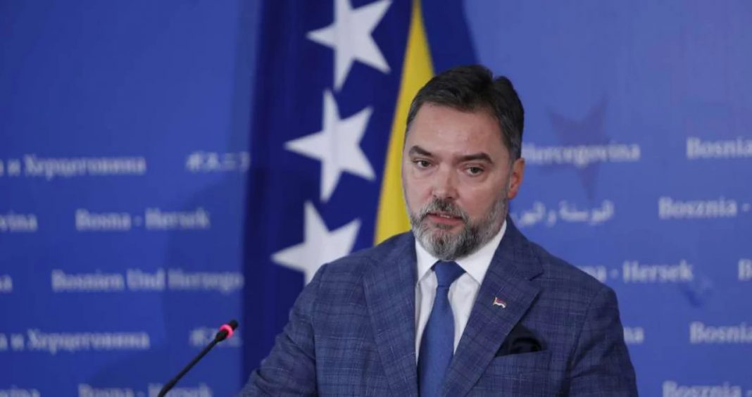 Košarac “pali vatru”, zaprijetio je krajem BiH?! Evo šta je izjavio… - featured image