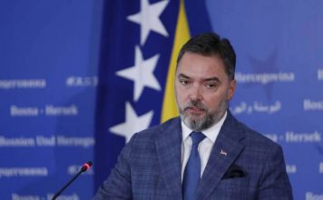 Košarac “pali vatru”, zaprijetio je krajem BiH?! Evo šta je izjavio… Košarac “pali vatru”, zaprijetio je krajem BiH?! Evo šta je izjavio… - featured image