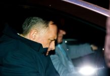 MUP RS NA NOGAMA: Dodikovo imanje čuva veliki broj policajaca, evo šta se dešava… MUP RS NA NOGAMA: Dodikovo imanje čuva veliki broj policajaca, evo šta se dešava… - featured image