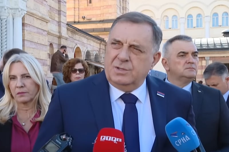 DODIK NAGOVIJESTIO ZAOKRET: Tvrdi da su iz UN-a stigli signali koji mijenjaju sve… - featured image DODIK NAGOVIJESTIO ZAOKRET: Tvrdi da su iz UN-a stigli signali koji mijenjaju sve… - featured image