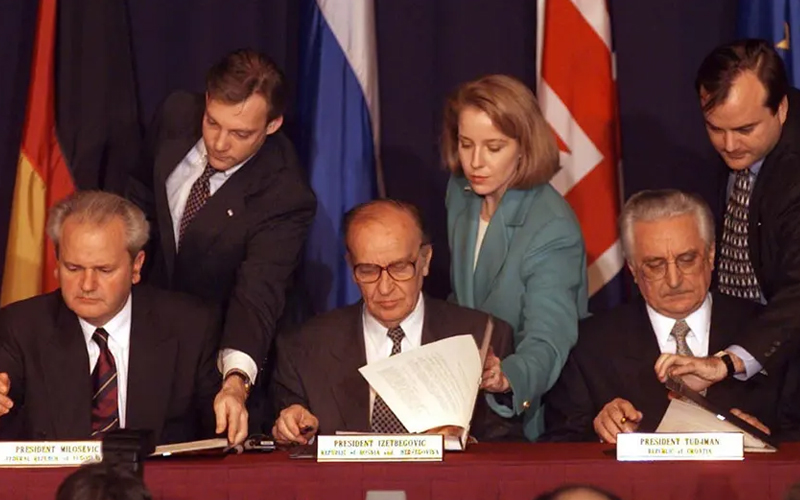 Amerika gura povratak na izvorni Dejton, kaže bivši hrvatski ministar vanjskih poslova - featured image Amerika gura povratak na izvorni Dejton, kaže bivši hrvatski ministar vanjskih poslova - featured image