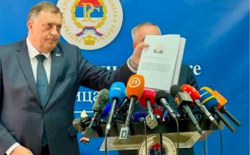 DODIK ZAPRIJETIO BOŠNJACIMA: Evidencije koje ne bi trebale postojati, tvrdi da ima spisak… DODIK ZAPRIJETIO BOŠNJACIMA: Evidencije koje ne bi trebale postojati, tvrdi da ima spisak… - featured image