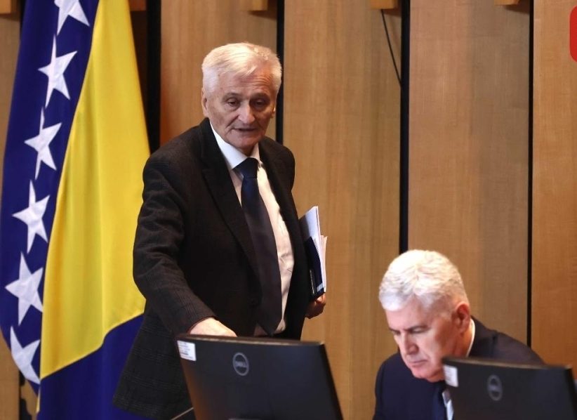 NE ODUSTAJU OD BLOKADA: U Domu naroda otkrivaju se stvarni ciljevi koalicijskih partnera. - featured image NE ODUSTAJU OD BLOKADA: U Domu naroda otkrivaju se stvarni ciljevi koalicijskih partnera. - featured image