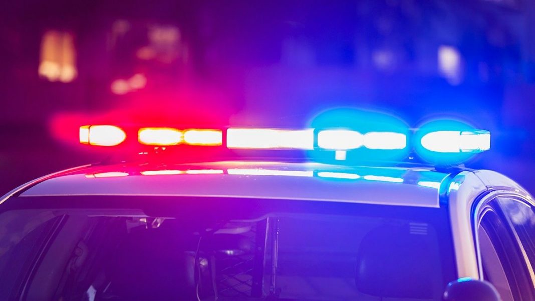 Slučaj u BiH: Pijan napao suprugu i ubo je čakijom u grudni koš, dobio dvije godine zatvora - featured image Slučaj u BiH: Pijan napao suprugu i ubo je čakijom u grudni koš, dobio dvije godine zatvora - featured image