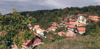 Novinar iz Beograda otišao da uradi reportažu u bošnjačkom selu. Evo šta mu je tamo jedan mještanin kazao, kad je rekao da je iz Beograda. - featured image