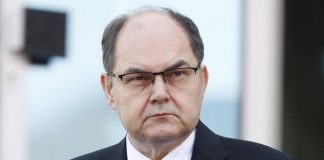 Nešto je krenulo po zlu? Schmidt iznenada otkazao dolazak… - featured image