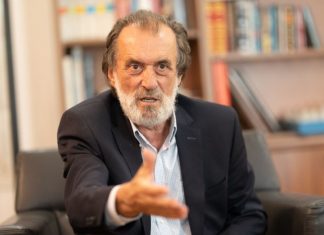 “SARAJEVO SAFARI” POGLEDOM VUKA DRAŠKOVIĆA: Kako je srpski snajperista u Sarajevu ubio svog sina i ženu Amru…