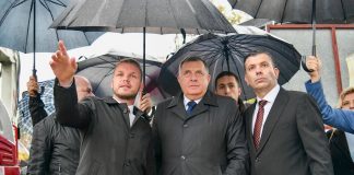 STANIVUKOVIĆ DIGAO PRAŠINU: Slavi dvostruku pobjedu nad… - featured image