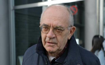 “Sin mi je rekao da će se u Srbiju vratiti samo u sanduku”: 9 godina smo se čuli preko mejla, a onda sam čuo da je umro “Sin mi je rekao da će se u Srbiju vratiti samo u sanduku”: 9 godina smo se čuli preko mejla, a onda sam čuo da je umro - featured image