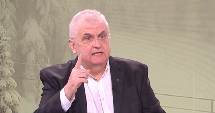 Čanak upozorava: BiH na meti moćnih interesa, glava zmije u Beogradu, Zagrebu i Moskvi - featured image Čanak upozorava: BiH na meti moćnih interesa, glava zmije u Beogradu, Zagrebu i Moskvi - featured image