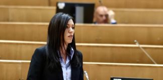 VULIĆ POSLALA OŠTRU PORUKU: SNSD povukao crvenu liniju oko ključnih zakona, evo šta se desilo… - featured image