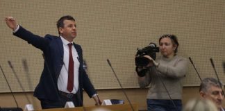 Haos u NSRS: Nebojša Vukanović ima samo 1 pitanje za Željku Cvijanović - featured image